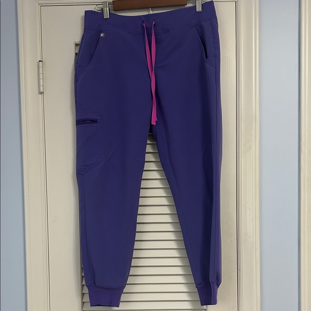 FIGS Amethyst Zamora scrub joggers